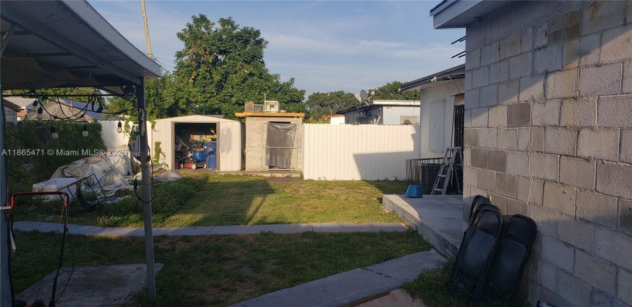 2525 NW 156th St, Miami Gardens, FL 33054 Photo