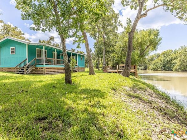 1932 Guadalupe River Drive, Tivoli, TX 77990