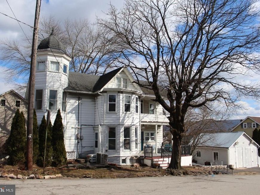 2 E Grand Avenue, Tower City, PA 17980 Main Photo