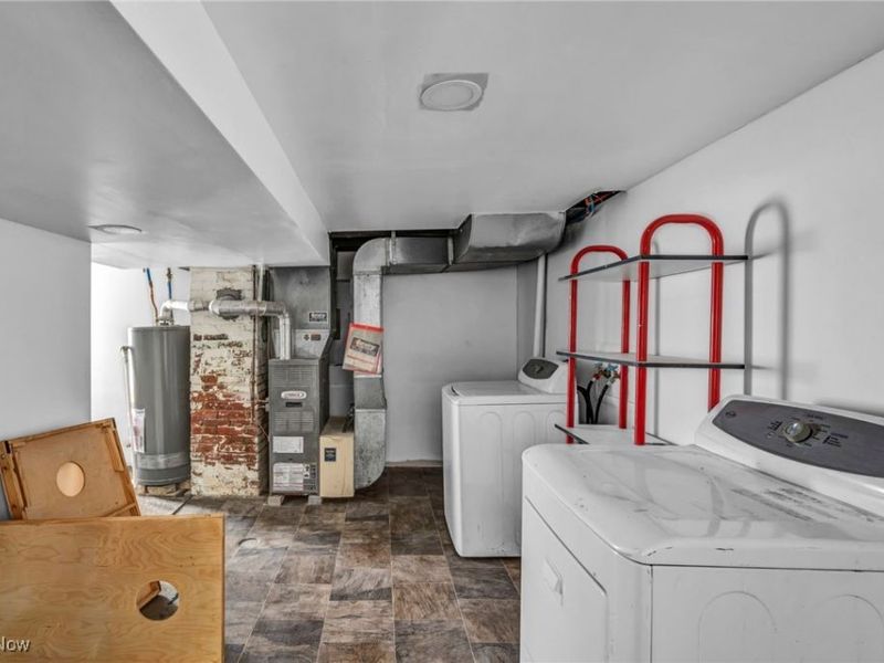 364 Rexford Street, Akron, OH 44314 Photo 10