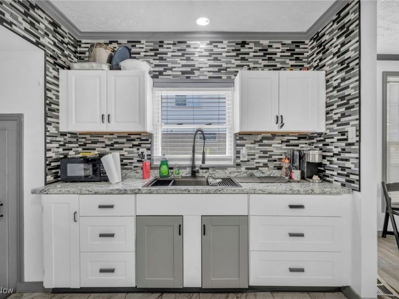 364 Rexford Street, Akron, OH 44314 Photo 24