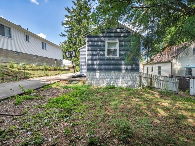 364 Rexford Street, Akron, OH 44314 Photo 7