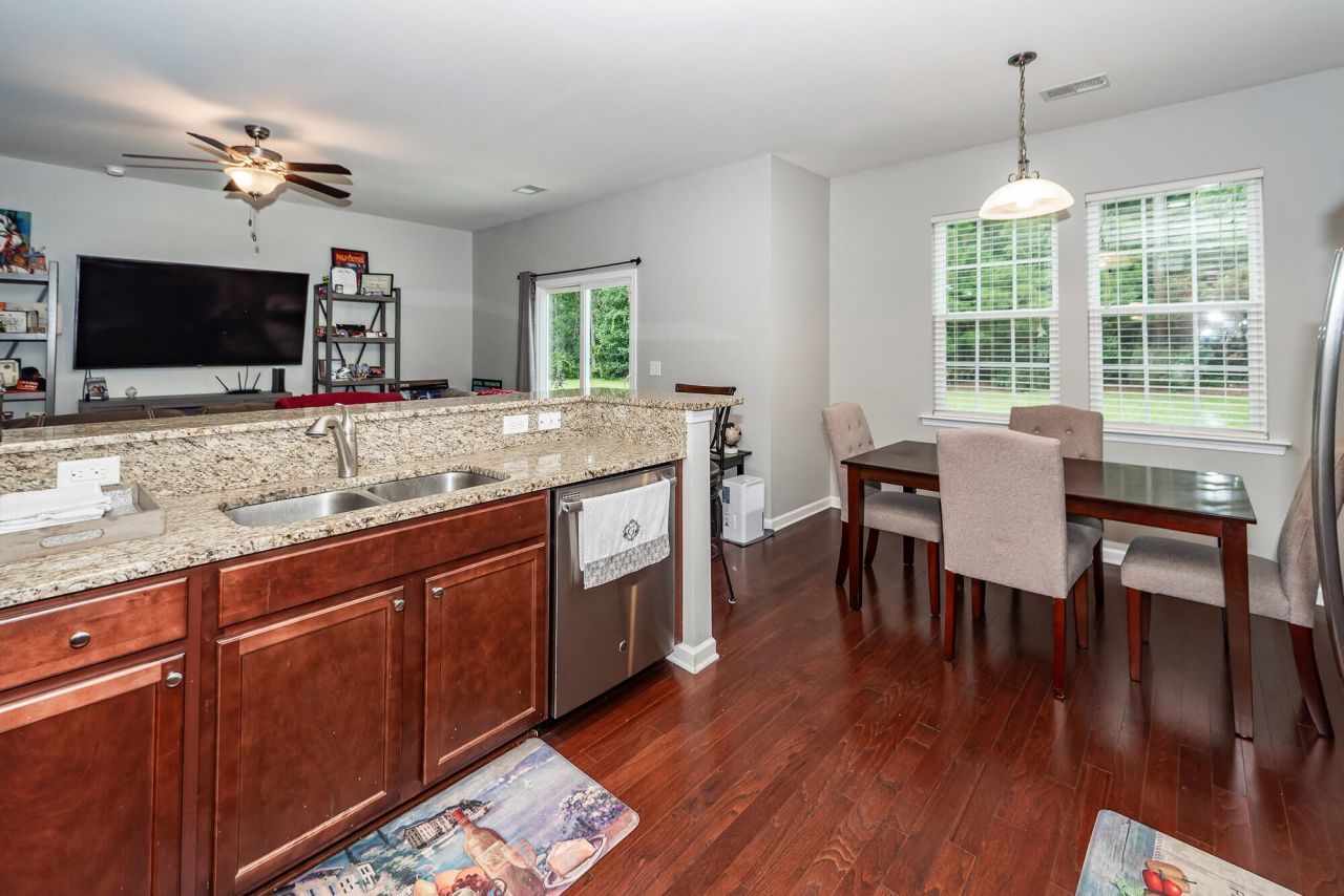 3602 Pimmit Place Photo 10