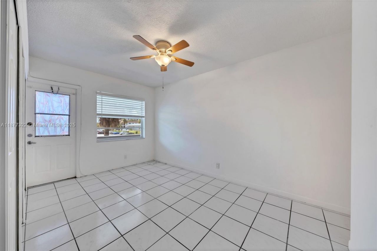 751 Pine Dr, Unit 209, Pompano Beach, FL 33060 Photo