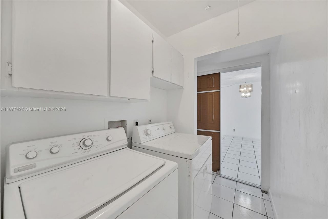 751 Pine Dr, Unit 209, Pompano Beach, FL 33060 Photo