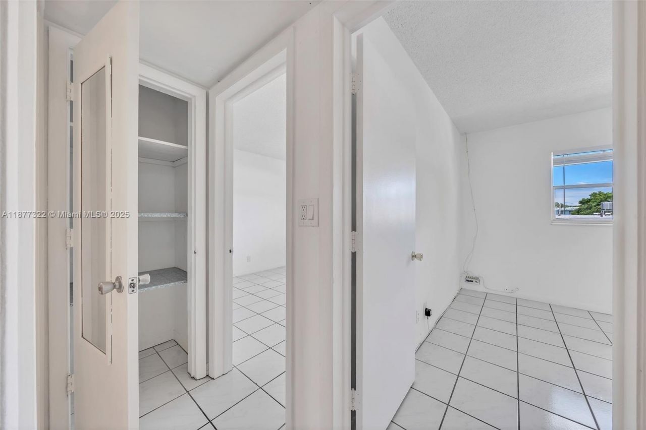 751 Pine Dr, Unit 209, Pompano Beach, FL 33060 Photo