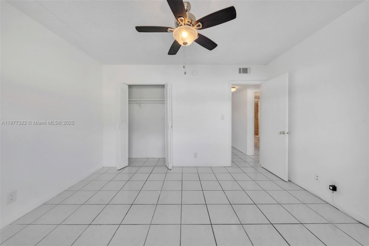 751 Pine Dr, Unit 209, Pompano Beach, FL 33060 Photo