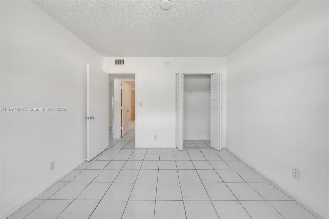 751 Pine Dr, Unit 209, Pompano Beach, FL 33060 Photo