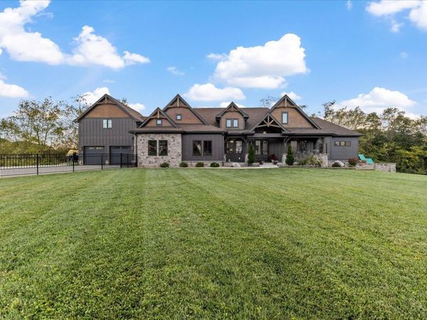 4190 Brownsville Road SE, Heath, OH 43056