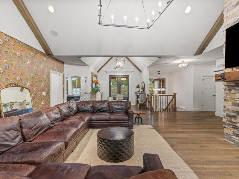 4190 Brownsville Road SE, Heath, OH 43056 Photo 2