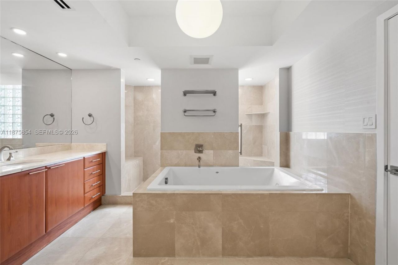 3301 NE 183rd St, Unit PH9, Aventura, FL 33160 Photo