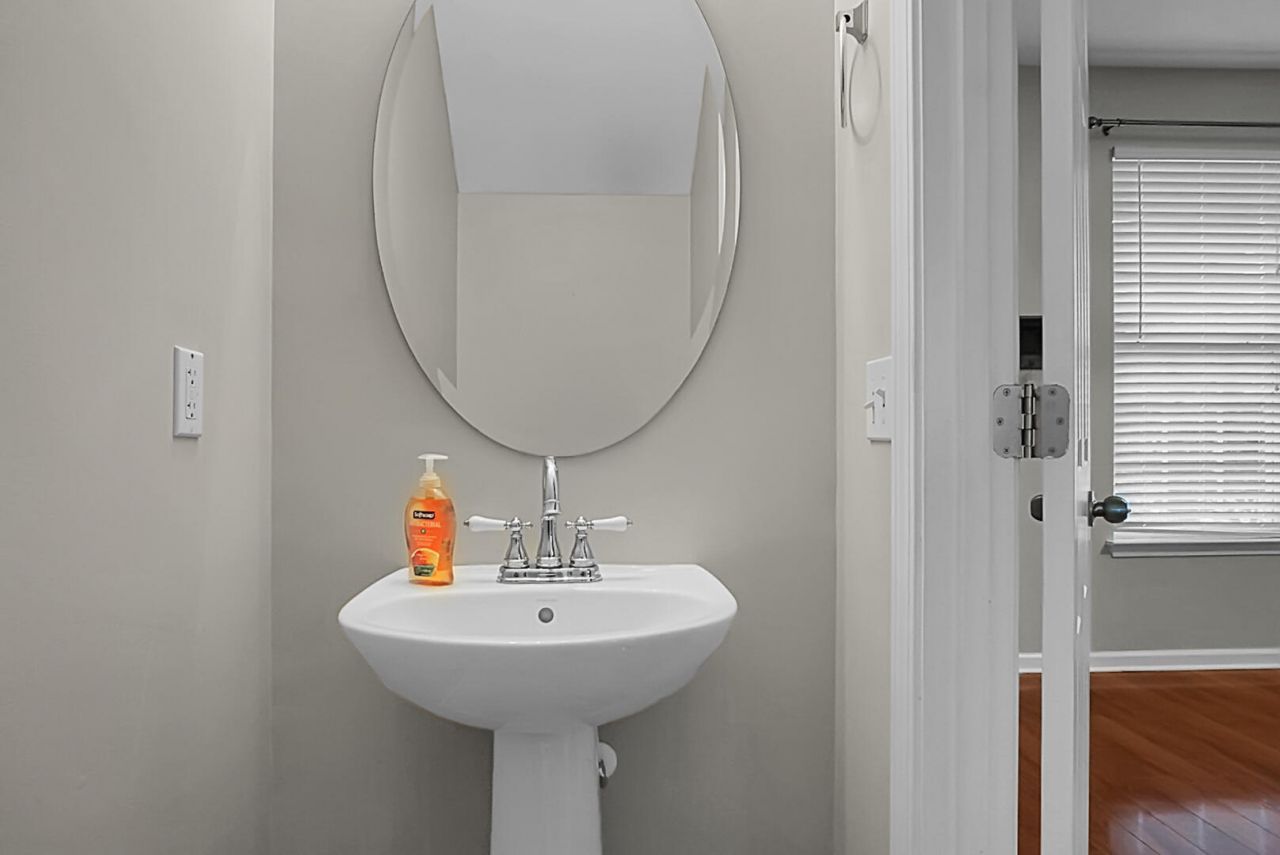 304 Sabal Palmetto Court Photo 17