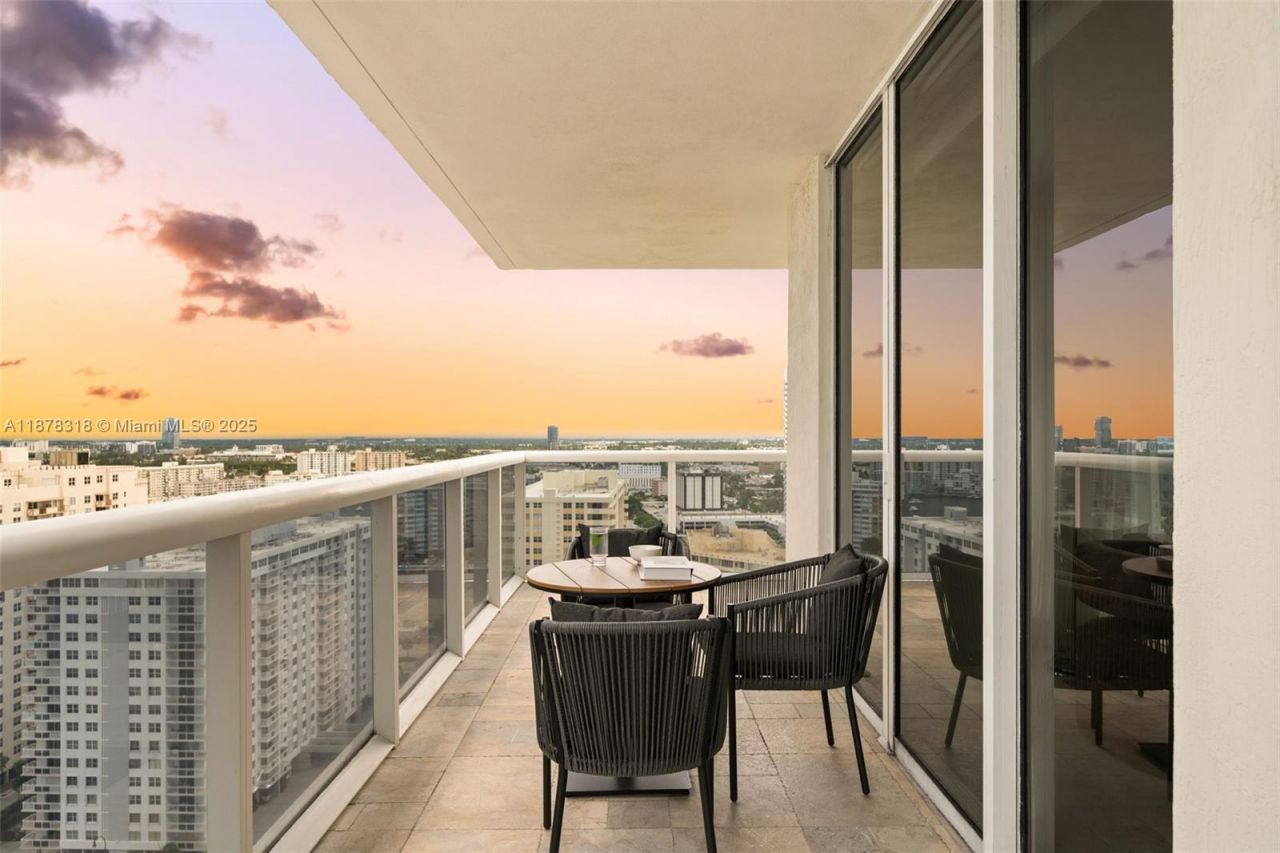 1830 S Ocean Dr, Unit 2306, Hallandale Beach, FL 33009 Photo