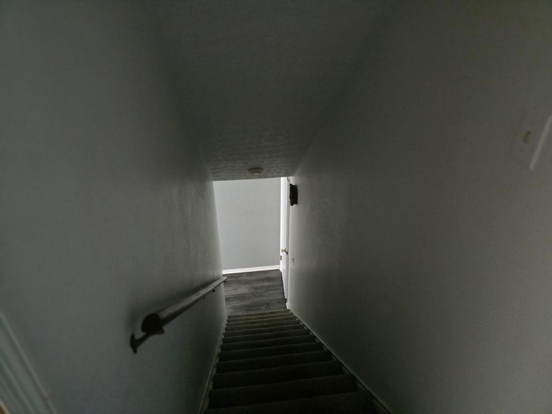 1085 Hardesty Place E, Unit N4, Columbus, OH 43204 Photo 7