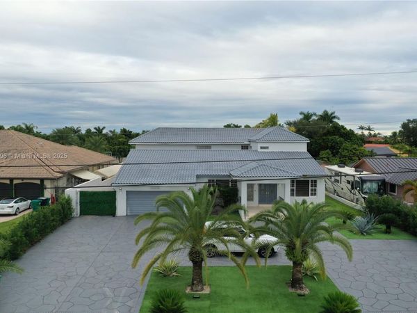 13815 SW 38th St, Miami, FL 33175