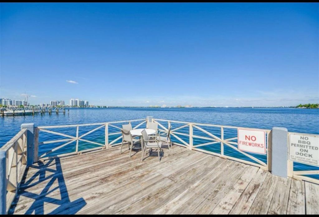 1865 79th St Cswy, Unit 15G, North Bay Village, FL 33141 Photo