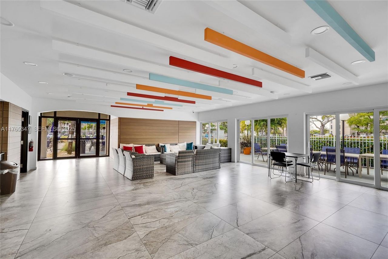 2681 S Course Dr, Unit 912, Pompano Beach, FL 33069 Photo