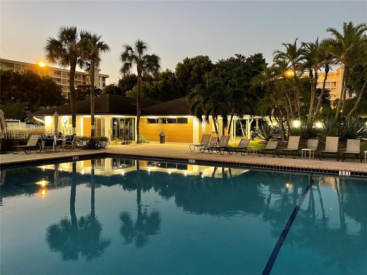 2681 S Course Dr, Unit 912, Pompano Beach, FL 33069 Photo