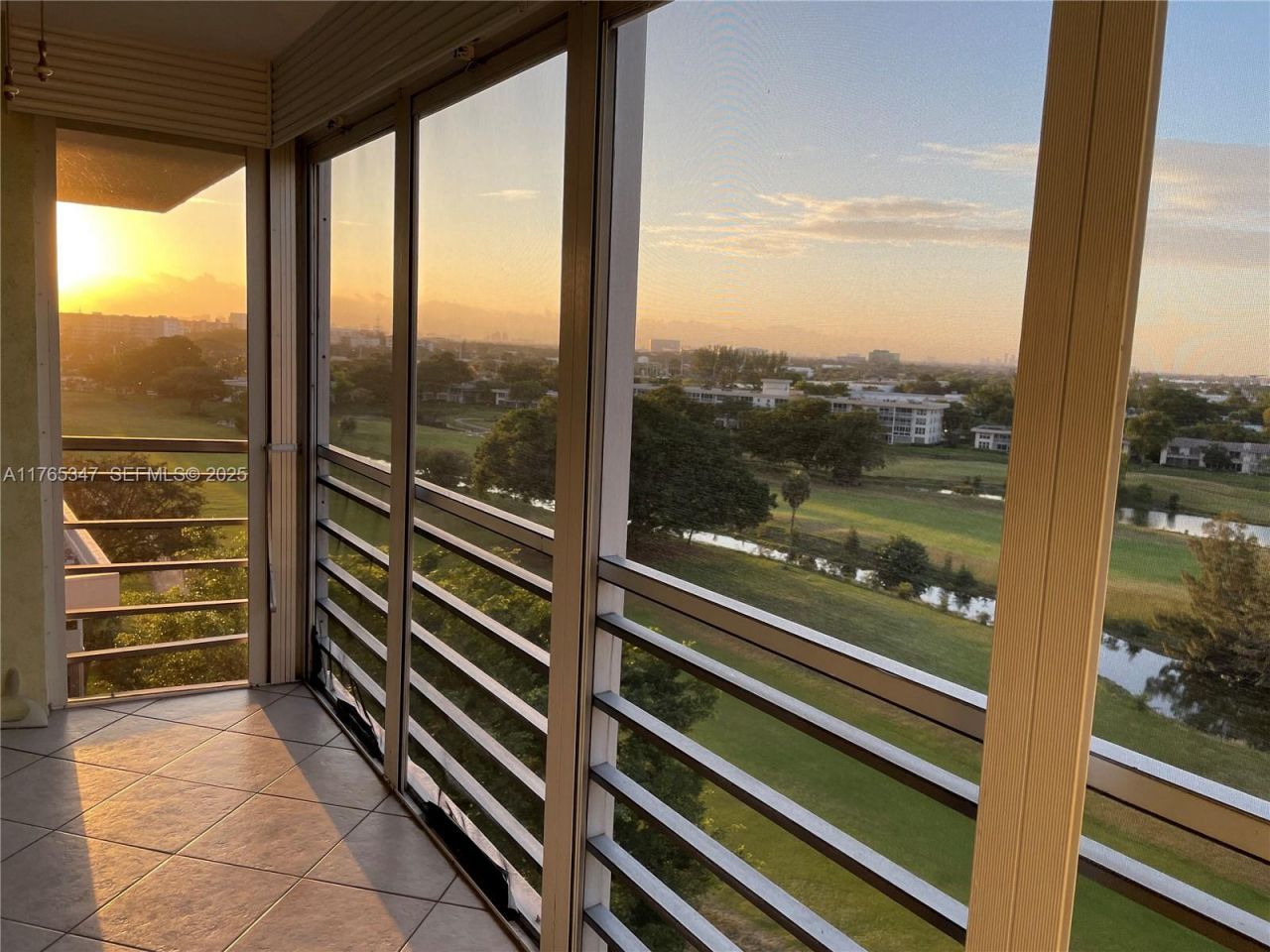 2681 S Course Dr, Unit 912, Pompano Beach, FL 33069 Photo