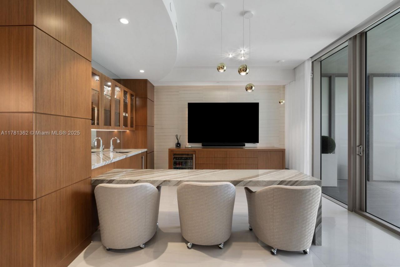 9705 Collins Ave, Unit 2604N, Bal Harbour, FL 33154 Photo