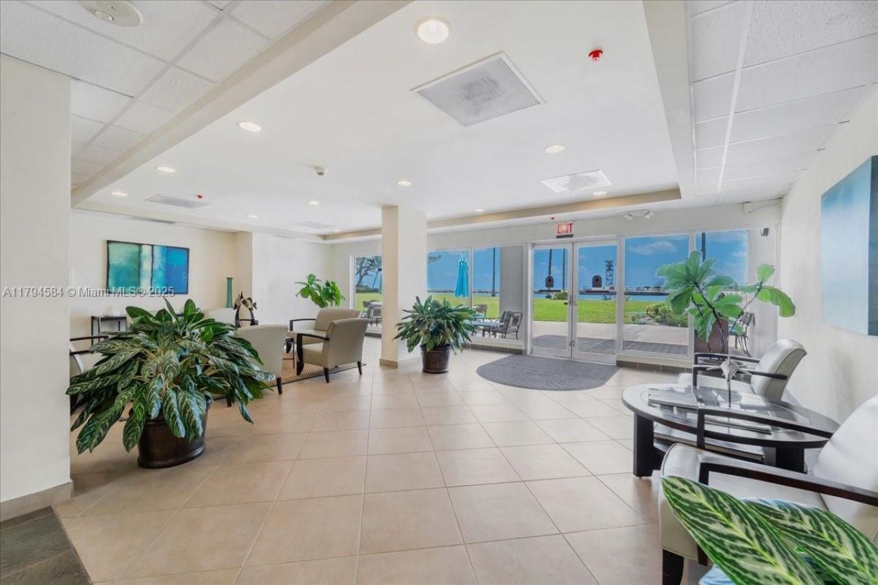 2100 S Ocean Dr, Unit 10E, Fort Lauderdale, FL 33316 Photo