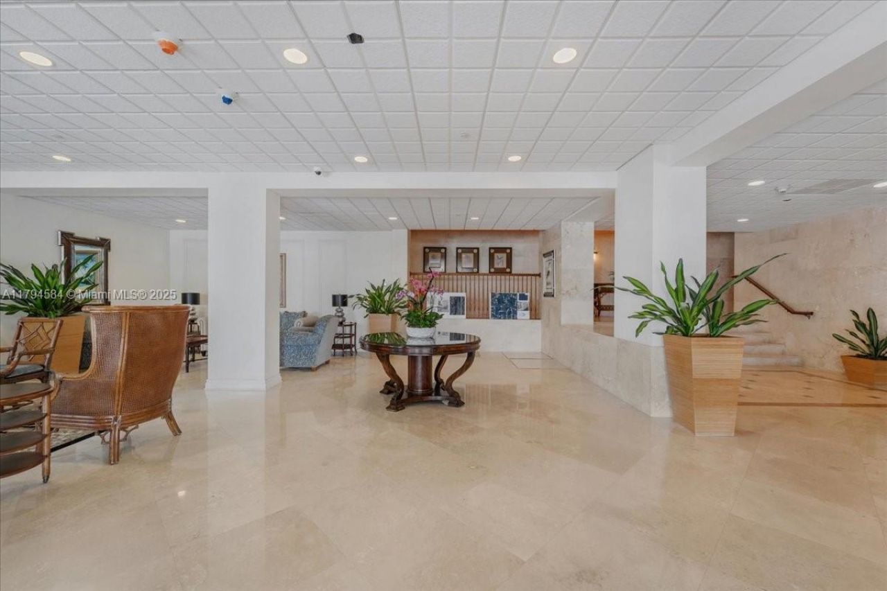 2100 S Ocean Dr, Unit 10E, Fort Lauderdale, FL 33316 Photo