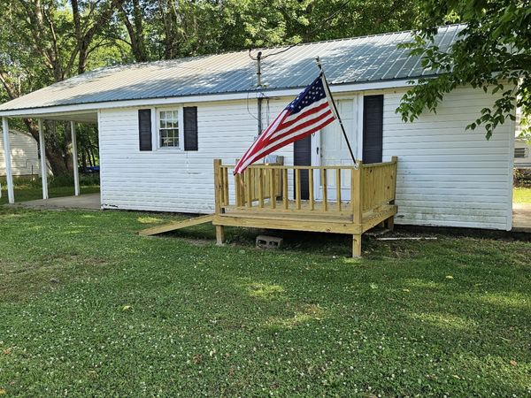 219 Vine Cir, Loretto, TN 38469