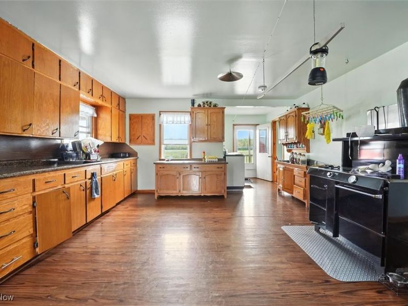 2393 Stanhope Kelloggsville Road, Dorset, OH 44032 Photo 11