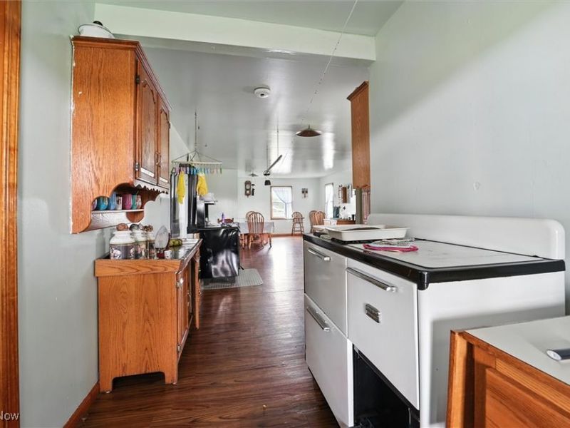 2393 Stanhope Kelloggsville Road, Dorset, OH 44032 Photo 13