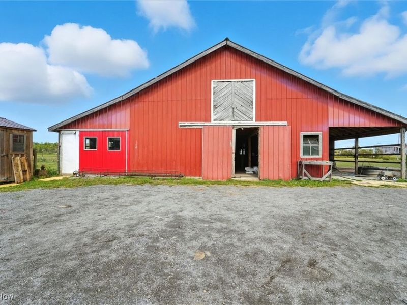 2393 Stanhope Kelloggsville Road, Dorset, OH 44032 Photo 3