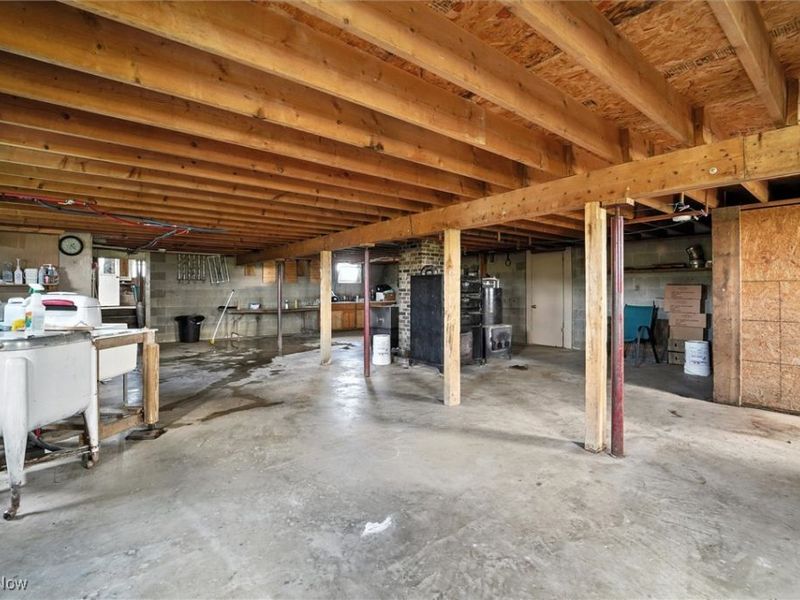 2393 Stanhope Kelloggsville Road, Dorset, OH 44032 Photo 32