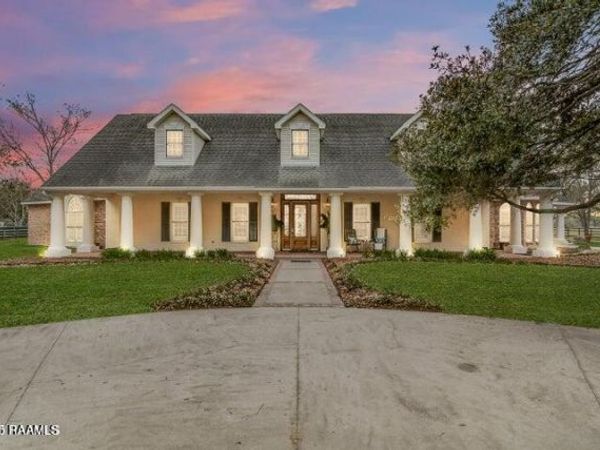 1025 Mary Road, New Iberia, LA 70560