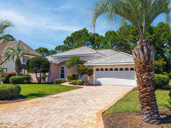 895 Emerald Bay Drive, Destin, FL 32541