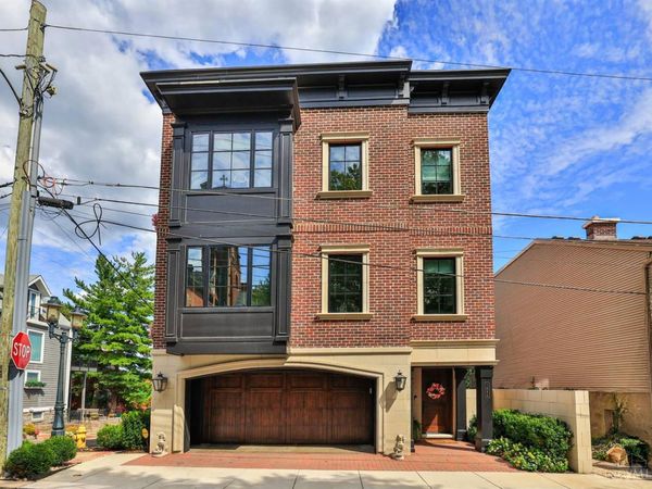 1054 St Paul Place, Cincinnati, OH 45202