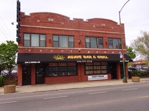 3246 N Central Avenue, Chicago, IL 60634
