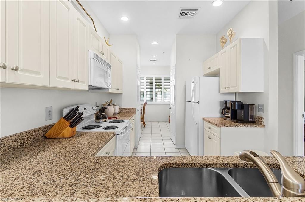 7910 Mahogany Run, Unit 1225, Naples, FL 34113 Photo
