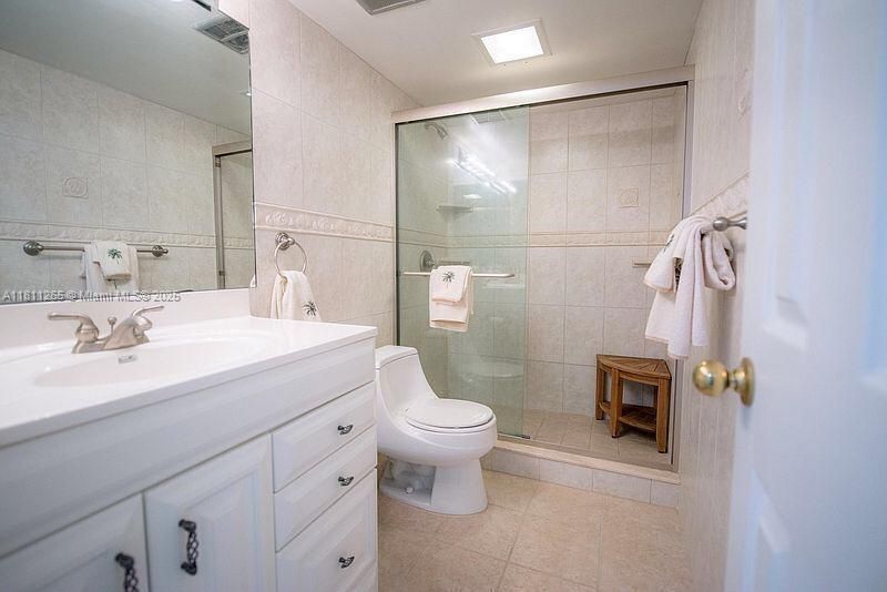 87465 Old Highway, Unit 218, Islamorada, FL 33036 Photo