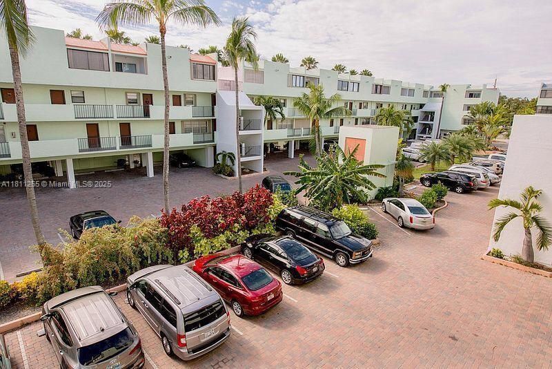 87465 Old Highway, Unit 218, Islamorada, FL 33036 Photo