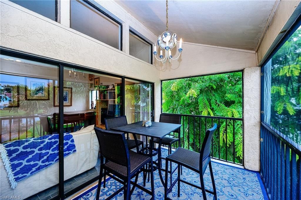 559 Beachwalk Cir, Unit U204, Naples, FL 34108 Photo