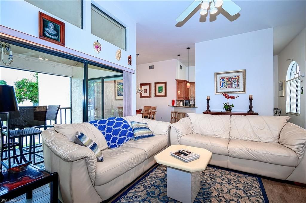 559 Beachwalk Cir, Unit U204, Naples, FL 34108 Photo