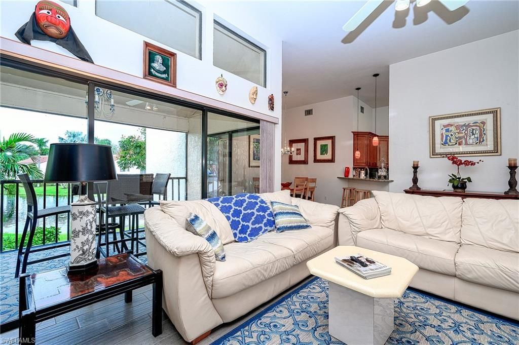 559 Beachwalk Cir, Unit U204, Naples, FL 34108 Photo