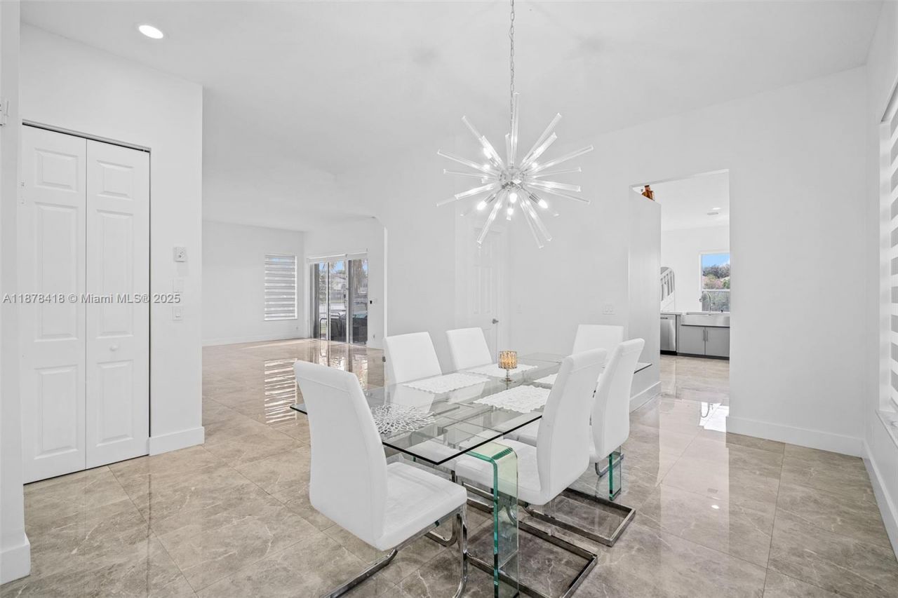 13398 SW 28th St, Miramar, FL 33027 Photo