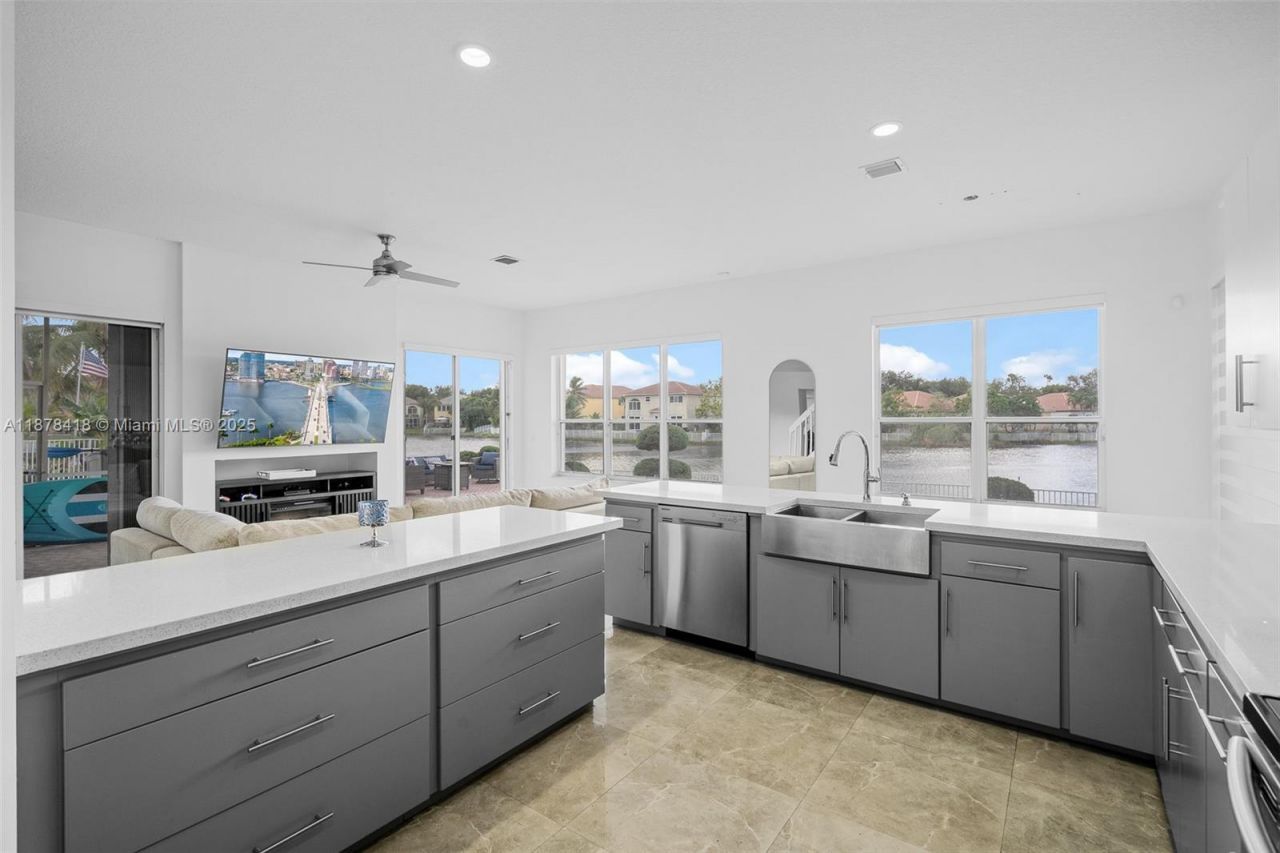 13398 SW 28th St, Miramar, FL 33027 Photo