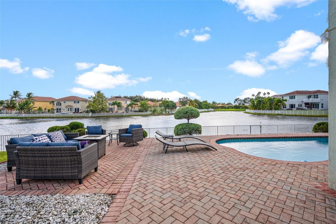 13398 SW 28th St, Miramar, FL 33027 Photo