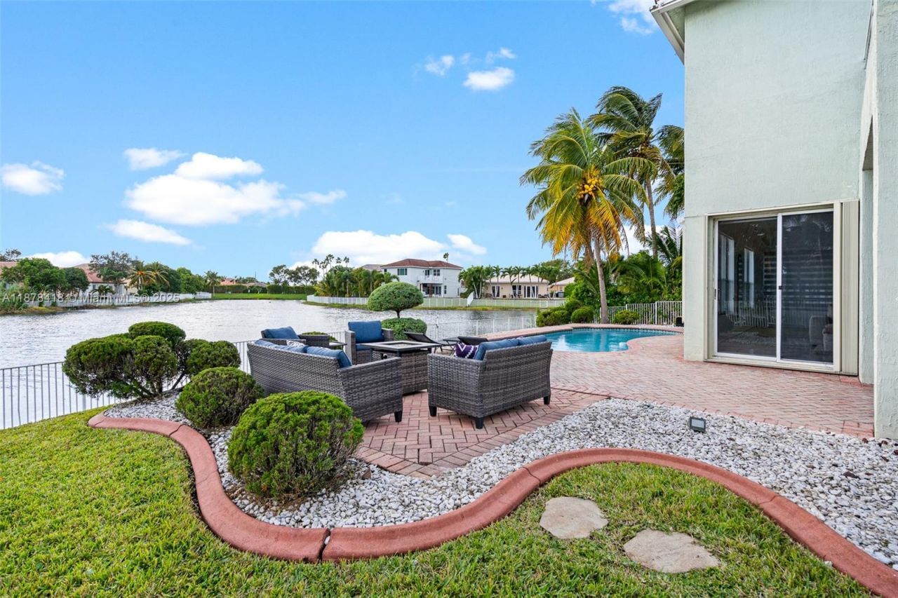 13398 SW 28th St, Miramar, FL 33027 Photo