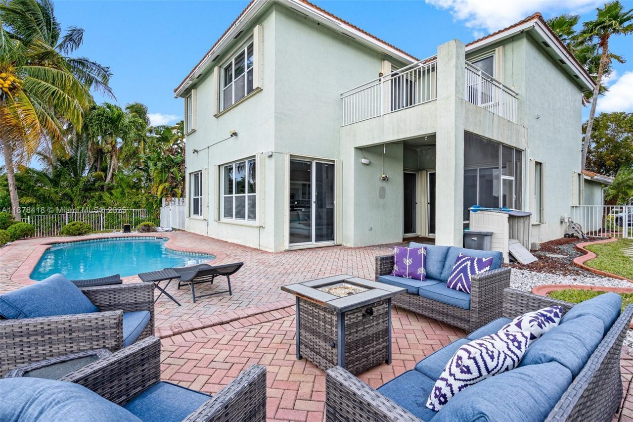 13398 SW 28th St, Miramar, FL 33027 Photo