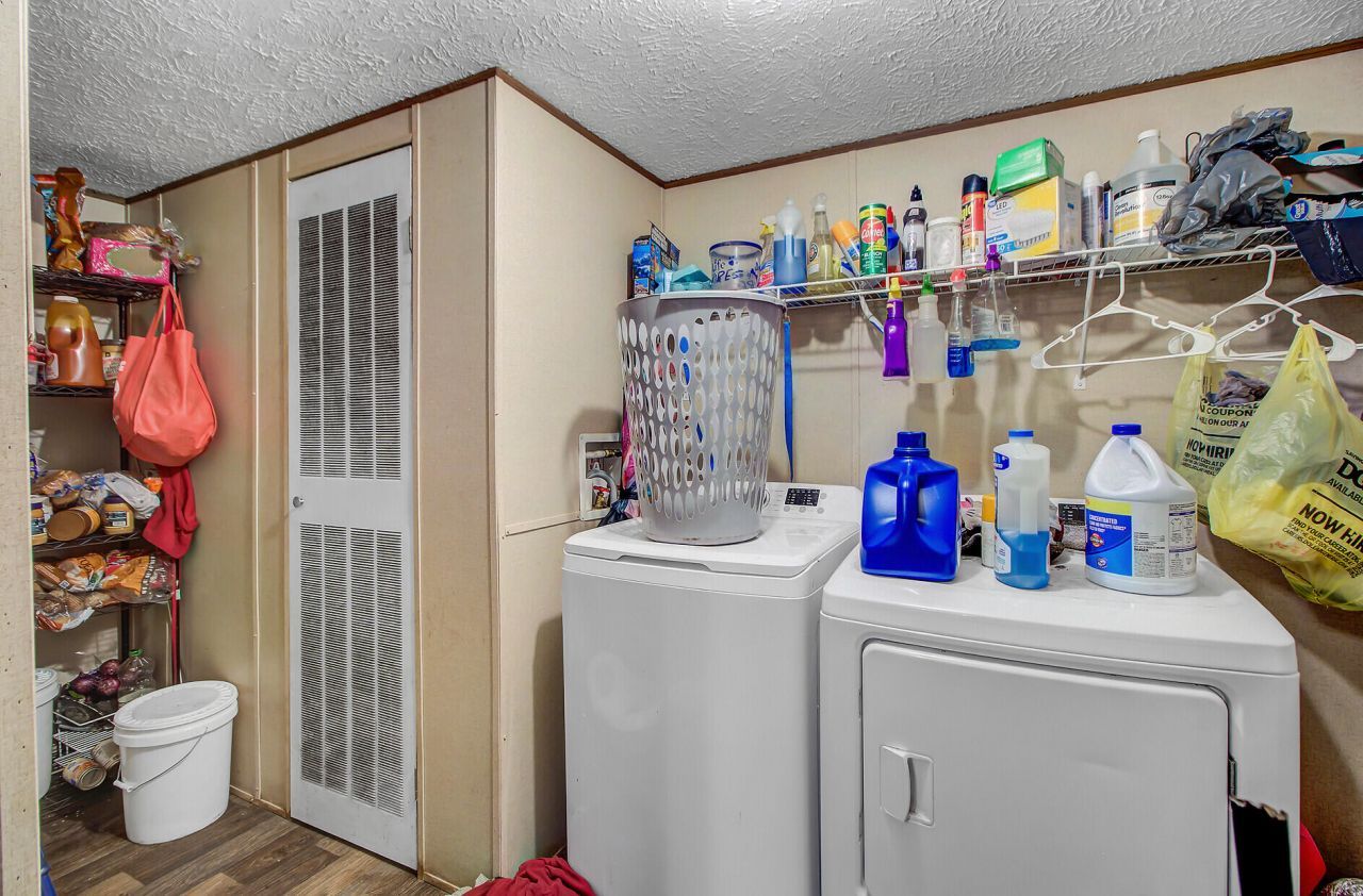 2659 Sidneys Road Photo 11