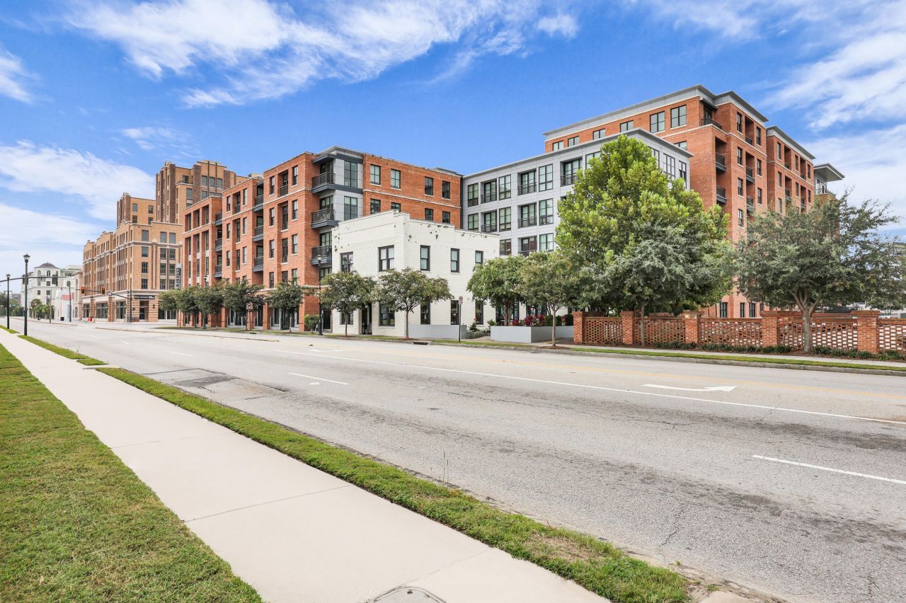 66 1/2 Lee Street Photo 31