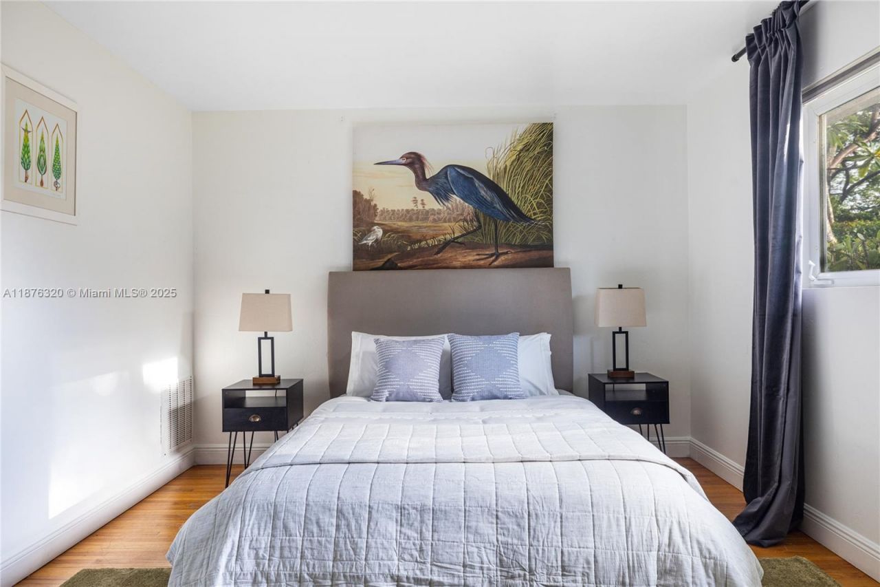 11403 NE 8th Ave, Biscayne Park, FL 33161 Photo