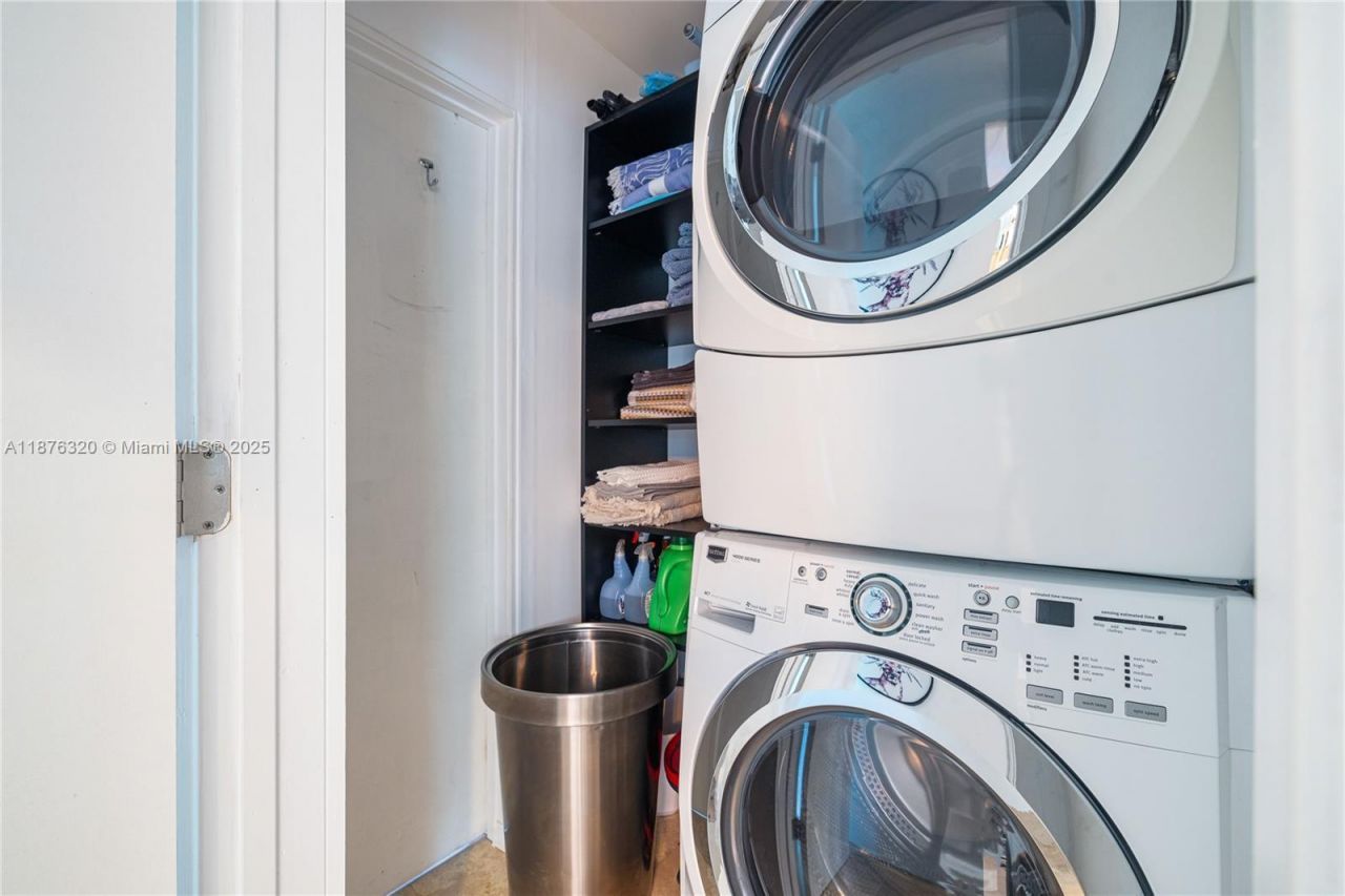 11403 NE 8th Ave, Biscayne Park, FL 33161 Photo